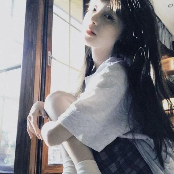 在凶手的怀抱里